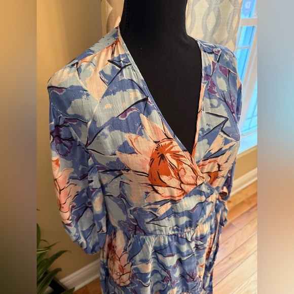 Urban Outfitters Giovanna Floral Wrap Midi Dress Printed Summer Smocked Womens S - Picture 3 of 14